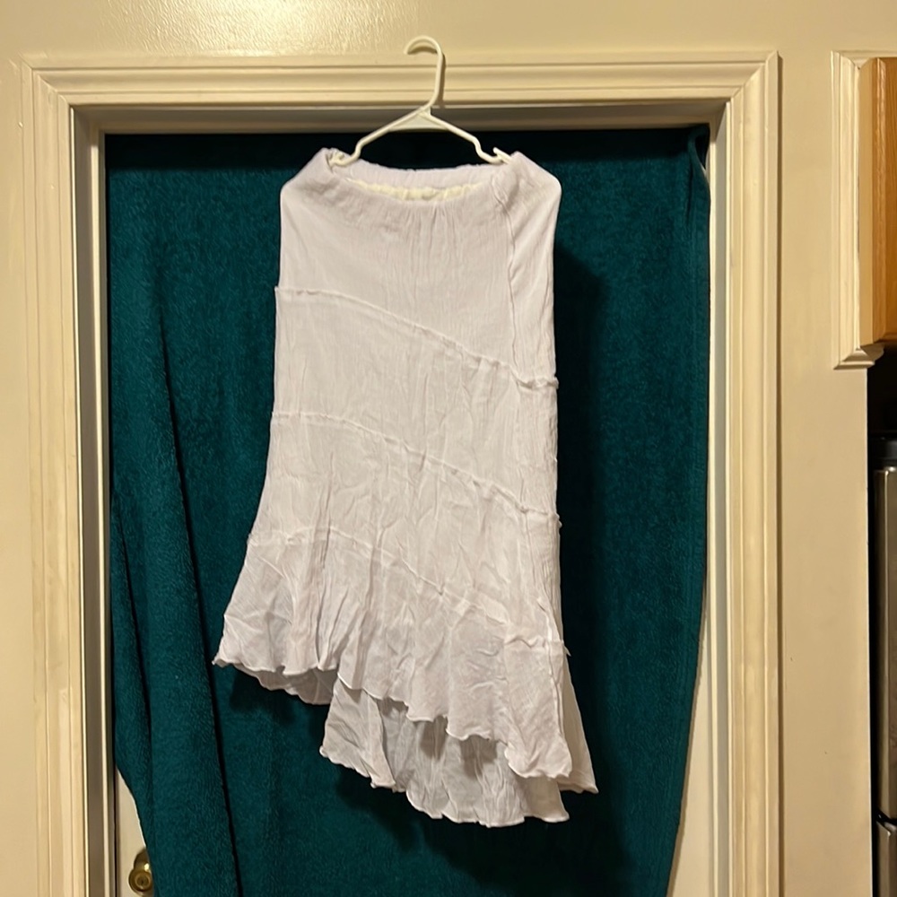 White skirt or dress